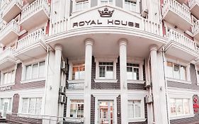 Royal House Apartment